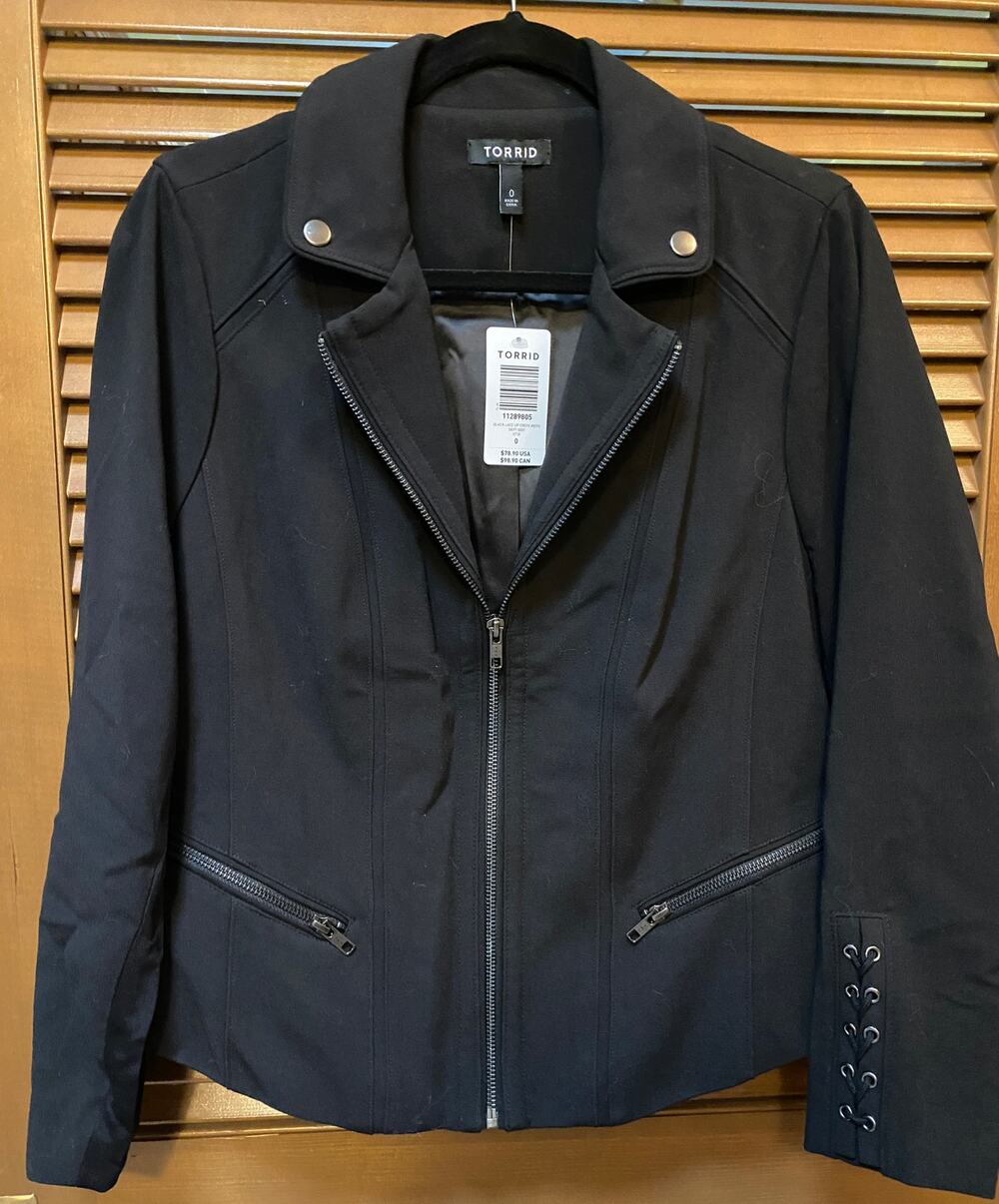 NWT Torrid Black Crepe Moto Jacket Size 0 (Womens 12)